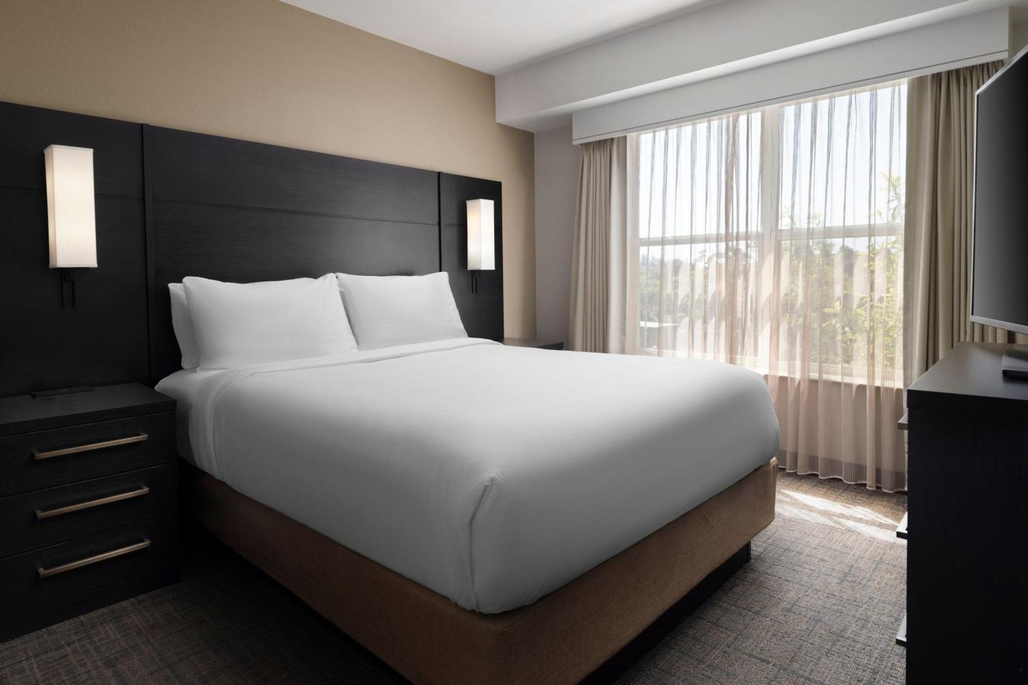 Residence Inn By Marriott Stockton Eksteriør bilde