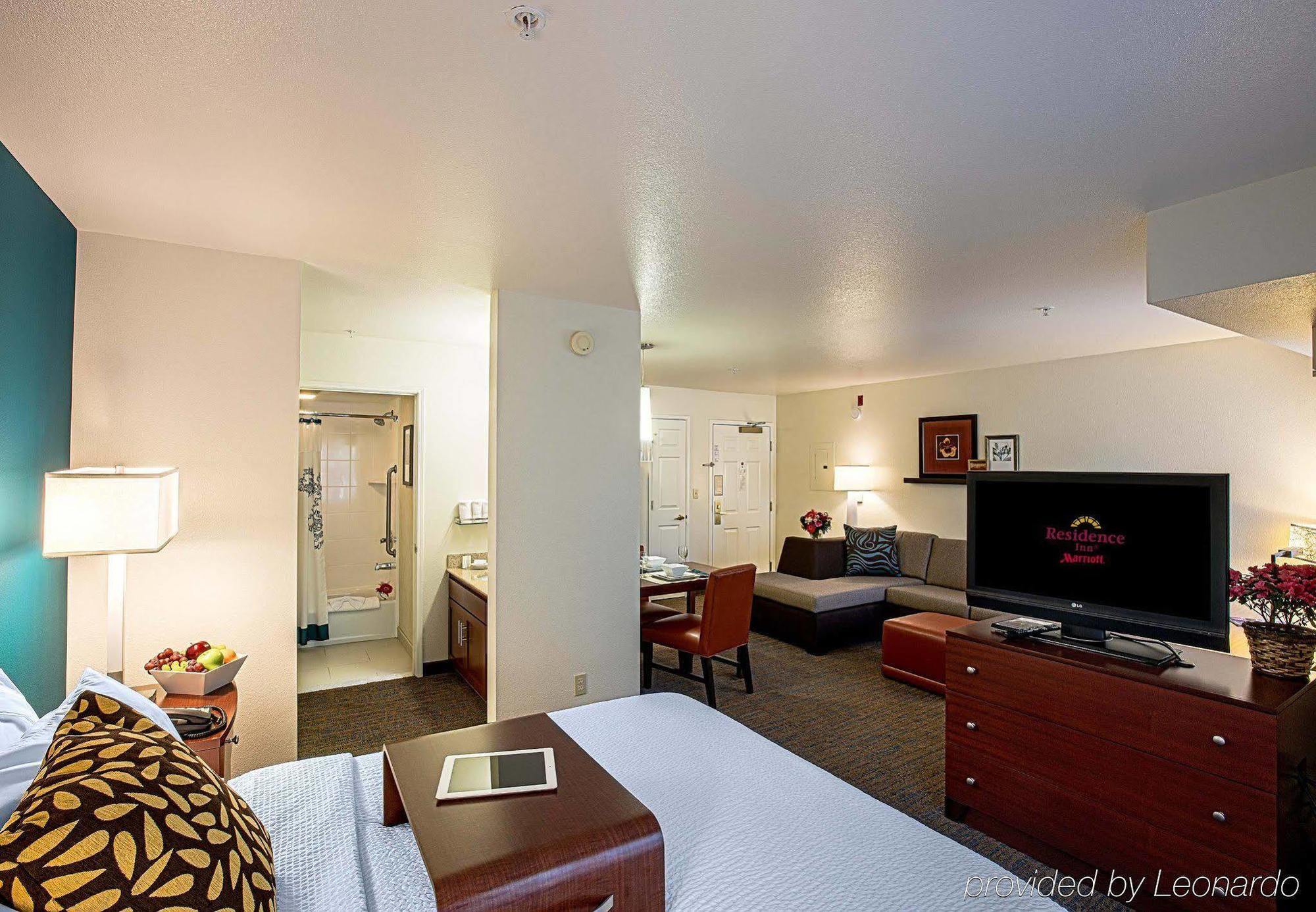 Residence Inn By Marriott Stockton Eksteriør bilde