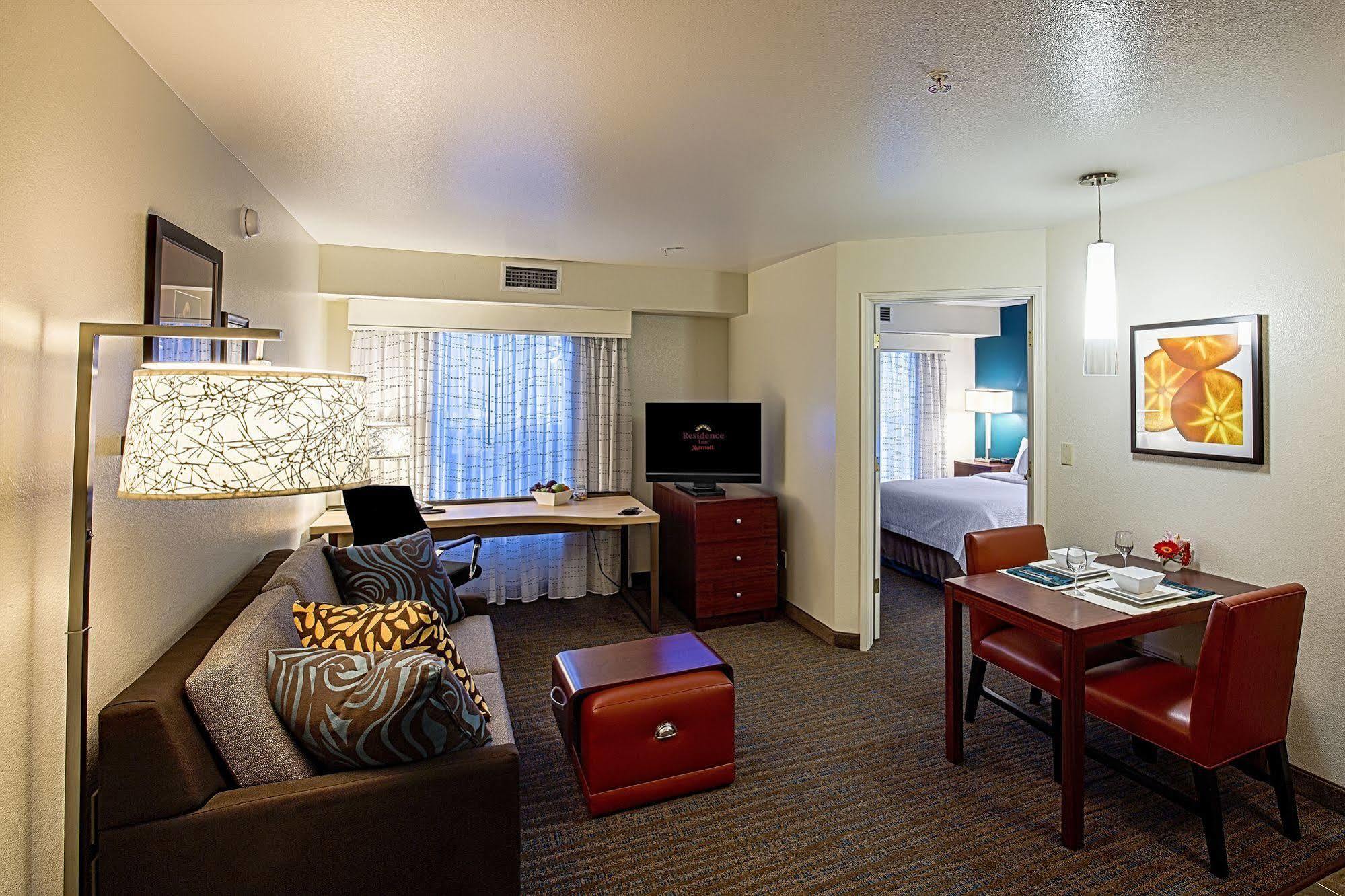Residence Inn By Marriott Stockton Eksteriør bilde
